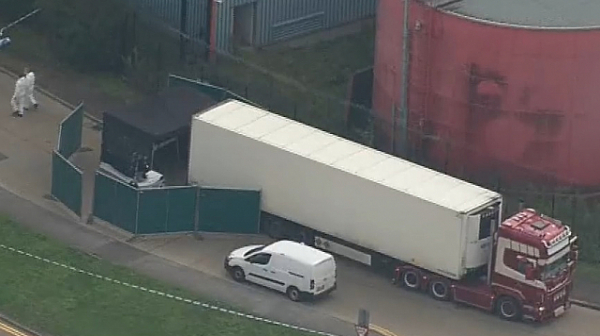 Шофьорът на камиона ковчег в Англия се призна за виновен