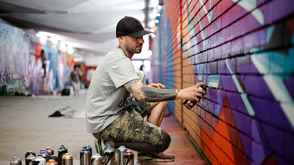 Графити артистът КОТК пред Фрог: Обичам да променям средата, в която живея, към по-добро