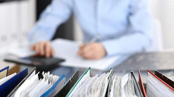 Какви са правата на колекторите и какво да правим, когато ги надвишават: Съвети от МВР