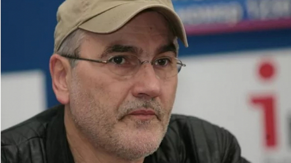 Иван Бакалов: Полека, по живковски ще се оттегля Борисов