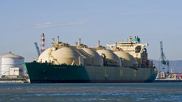 Газът в Европа поскъпва с над 27% заради войната в Близкия изток