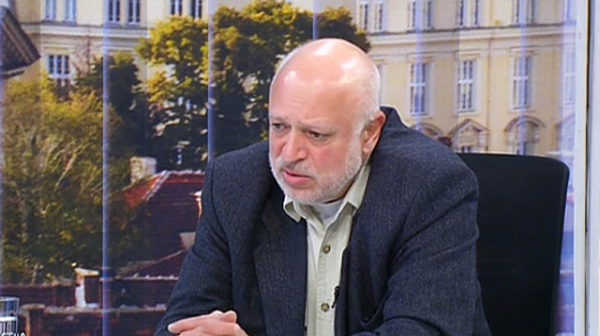 Проф. Минеков: Избрахме краткия път на агонията и сбогуването с шайката. Бързо към нови избори!