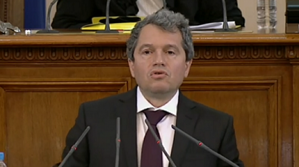 Тошко Йорданов: Този парламент няма да изкара пълния си мандат