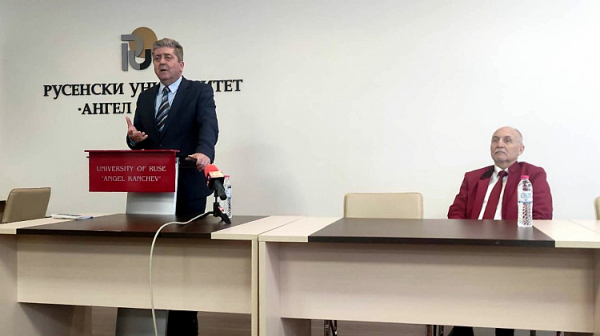 Президентът Георги Първанов в Русе: Държавата може само да спечели от участието на „ЛЕВИЦАТА!“ в парламента