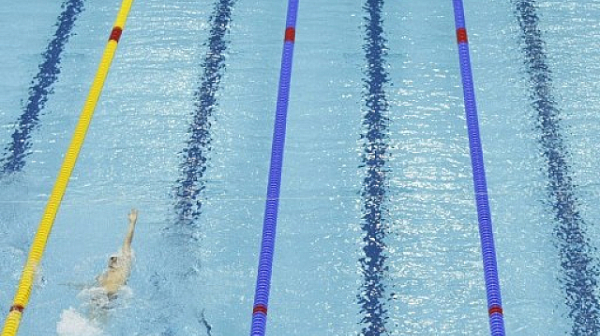 Български младеж постави нов рекорд в плуването