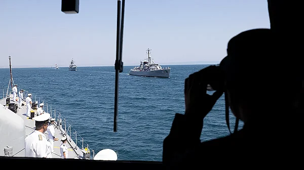 Отговорът: Иран ще атакува всеки американски кораб, навлязъл в Ормузкия проток