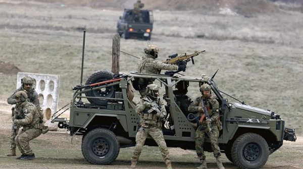 Учение „Strike Back-2025“: Бойната група на НАТО в България тренира в Ново село