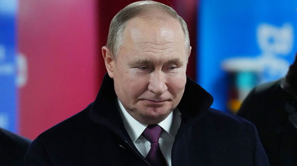 Путин похвали Си за “балансираната” позиция на Китай спрямо Украйна