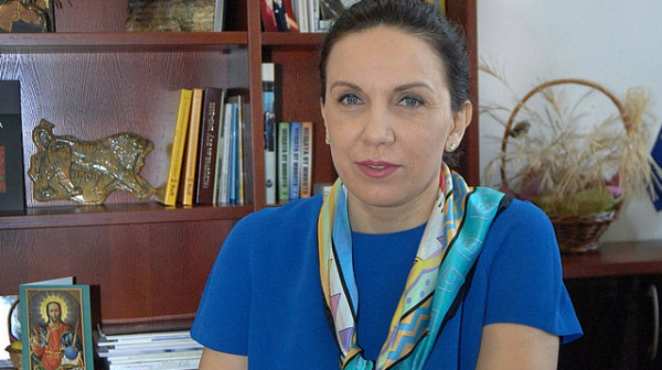 Д-р Антония Първанова: Коронавирус има в България от ноември 2019 с три пика