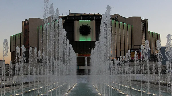 НДК на 45: Емблематичният културен монумент на комунистическата грандомания