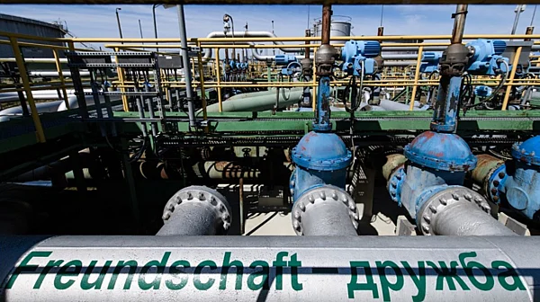 ЕС предложи да инспектира тръбопровода „Дружба“ в Украйна