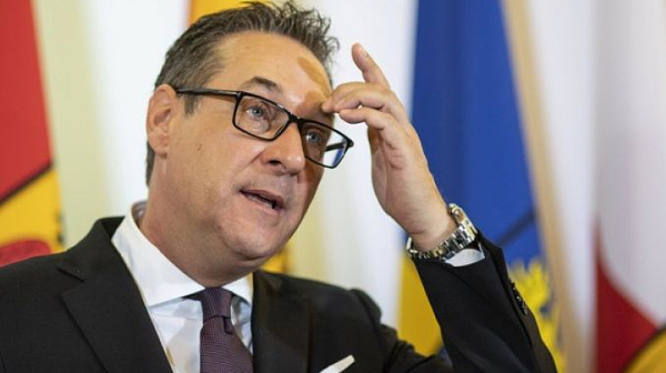 Осъдиха за корупция бивш австрийски вицеканцлер