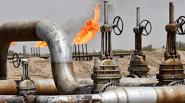 Ирак обяви форсмажор за нефтените находища, контролирани от чужди корпорации