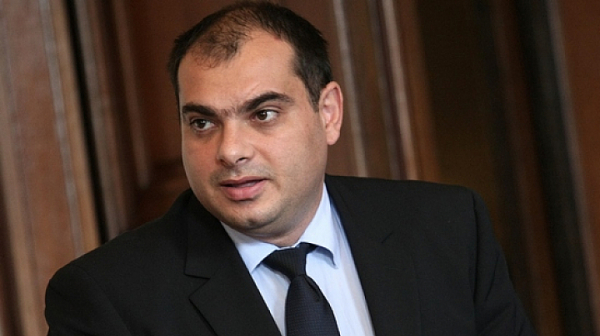 Филип Попов: На президента му се осладиха служебните кабинети и сякаш е съучастник да има предсрочни избори