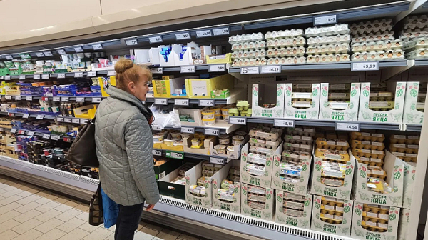 Необосновано високи цени в 65 магазина, установи проверка на НАП