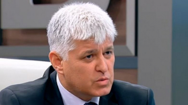 Димитър Стоянов пак излъга: ВМЗ - Сопот не можела да произвежда 155 мм снаряди