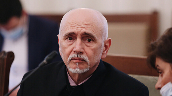 Министър Събев  нарече ”гнусотия” фейка, че напуска ПП заради Лена Бориславова