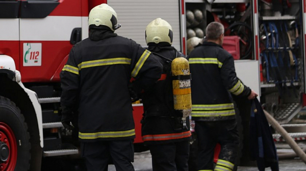 Възрастна жена почина при пожар в жилищен блок в София