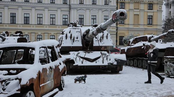 Зимни бури отнеха живота на 10 души в Украйна