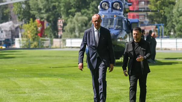Светът чака срещата Тръмп–Путин. Киев и Европа срещу опасна сделка