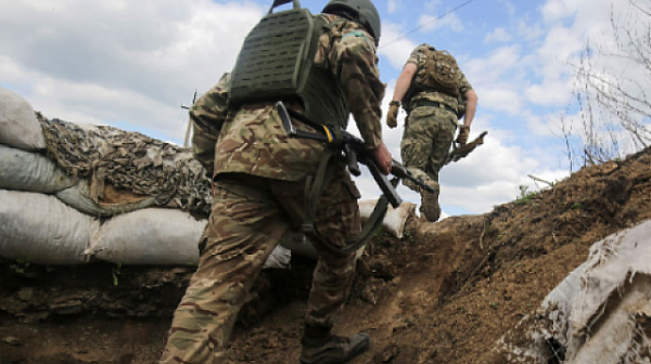 Британското разузнаване в ден 65: Настъплението на Русия в Донбас буксува, излиза им скъпо