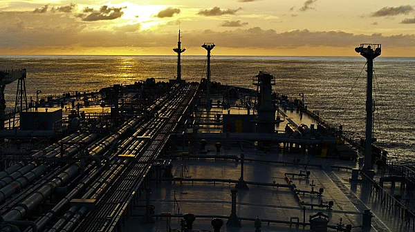 САЩ подготвят военен ескорт за танкери през Ормузкия проток