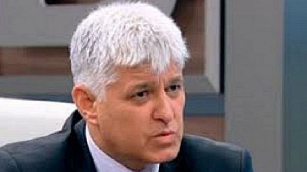 Димитър Стоянов: Правителството управлява COVID кризата в пълен хаос