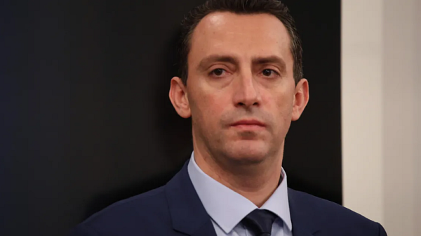 Министър Пешев предизвика шахматен скандал: България рискува изолация