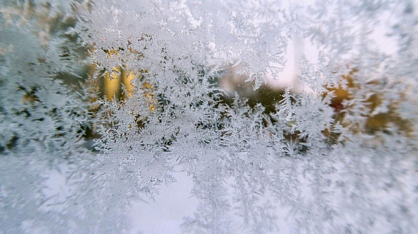 Връхлита ни сибирски антициклон! Студ до минус 30 градуса