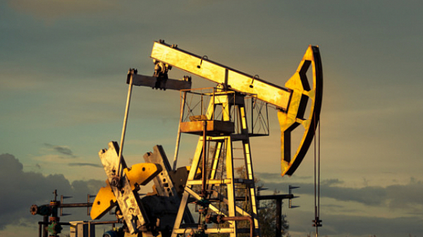 САЩ: Таванът на цената на петрола удря печалбите на Москва