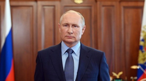 Путин се е преместил, прекарва по-голяма част от времето си в офиса