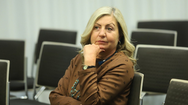 Историк: Северна Македония е на път да се превърне в държава на абсурда