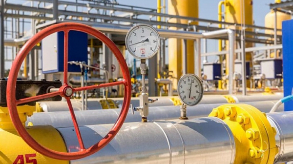 ”Роснефт” иска да доставя газ за планирания газопровод ”Силата на Сибир-2”