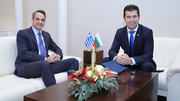 Петков и Мицотакис: Интерконекторът Гърция-България ще бъде завършен час по-скоро