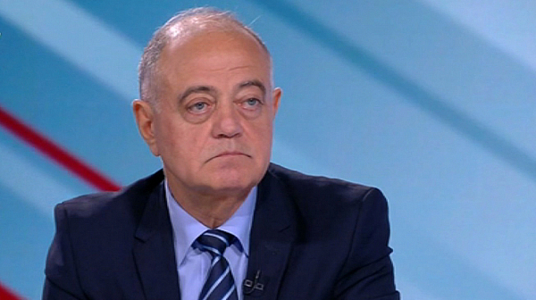 Ген. Атанас Атанасов: Кризата е заплаха за националната сигурност, а държавата не реагира