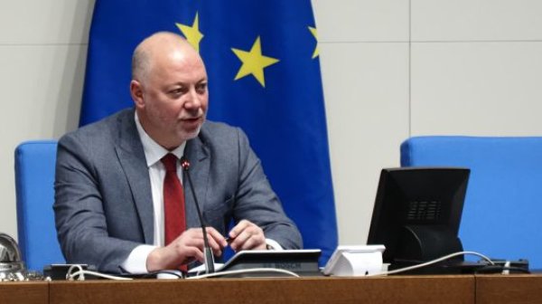 Шести опит за сваляне на кабинета: Ще оцелее ли кабинетът „Желязков“ този път?