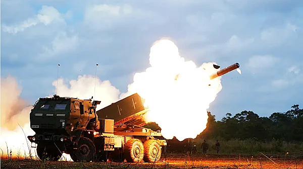 С до 400%: Франция разширява ракетните си възможности и флота от дронове