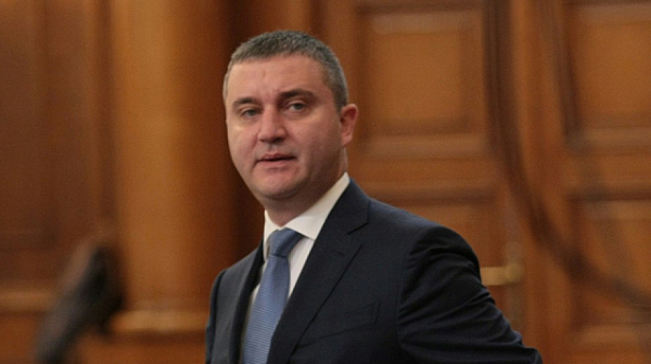 Горанов наглее: Няма причина да подавам оставка