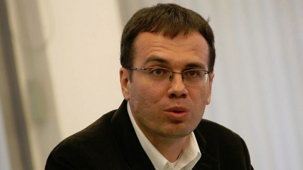 Руслан Стефанов: Планът за възстановяване е бил оставен „да изгасне“ от правителството на ГЕРБ