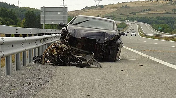 Войната на пътя: Инфраструктурата ни убива хора, но и шофьорите имат голяма вина