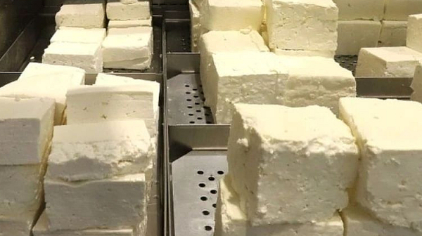Близо 9500 тона фалшиво сирене продадено у нас