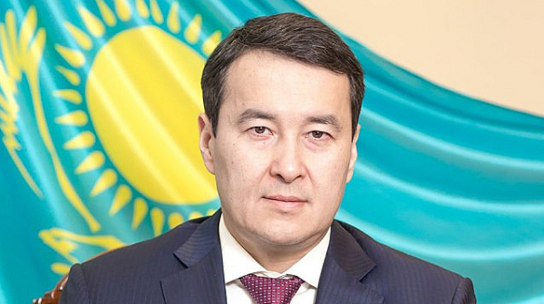 Алихан Смаилов e новият премиер на Казахстан