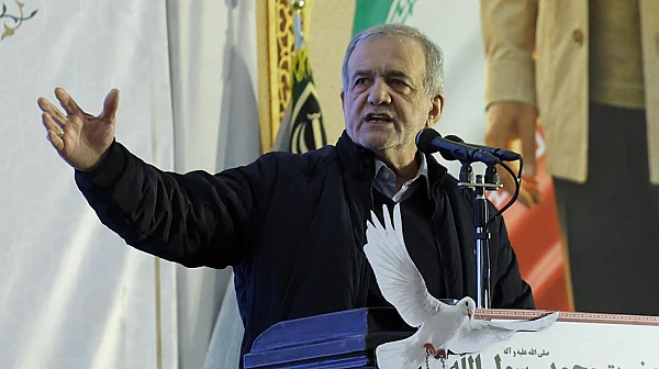 Президентът на Иран: Нападение над върховния лидер е равносилно на обявяване на война