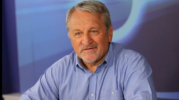 Няма да има дефицит, ще има скок на цените на горивата, смята енергиен експерт