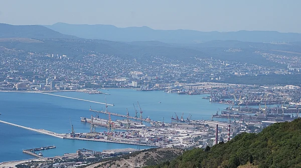 Гръцки кораб е ударен в Черно море до руския бряг