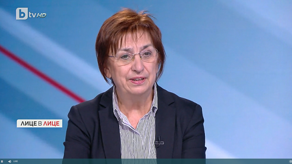 Екатерина Захариева: Председателят на НС може да крие премиера
