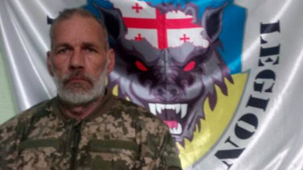 Освободен от плен британски парамедик разказва за изтезанията в Донецк