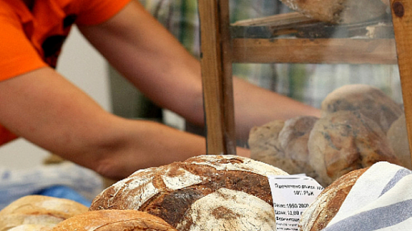Остава нулевата ставка за хляба и брашното до края на 2023г.