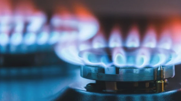 Поскъпване: От днес плащаме с 14% повече за природен газ