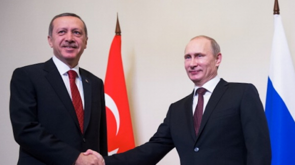 Путин и Ердоган се чуха по телефона, обсъдиха Сирия и Либия